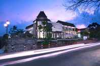 Luar Bangunan Hotel Neo Denpasar by ASTON