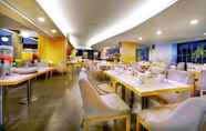 Restoran 5 Quest Hotel Kuta by ASTON