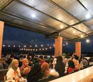 Bar, Cafe and Lounge 4 Xtra Hotel Bengkulu