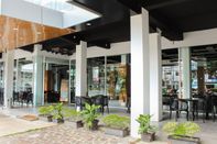 Bar, Cafe and Lounge Xtra Hotel Bengkulu