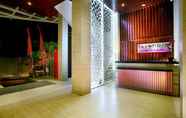 Lobby 3 favehotel Kuta Square