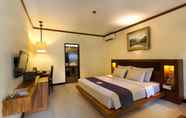 Kamar Tidur 7 ASTON Sunset Beach Resort - Gili Trawangan