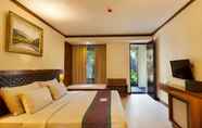 Kamar Tidur 6 ASTON Sunset Beach Resort - Gili Trawangan