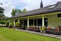 Exterior Avina Lembang