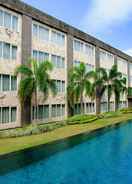 SWIMMING_POOL ASTON Denpasar Hotel & Convention Center