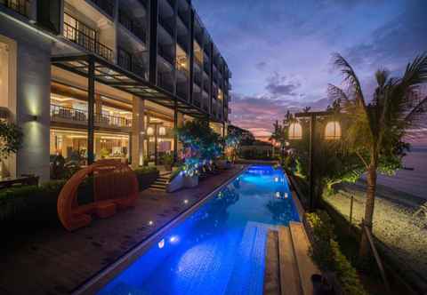 Swimming Pool SOTIS Hotel Kupang