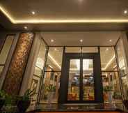 Lobby 5 SOTIS Hotel Kupang