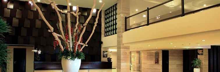 Lobby ASTON Kuta Hotel & Residence