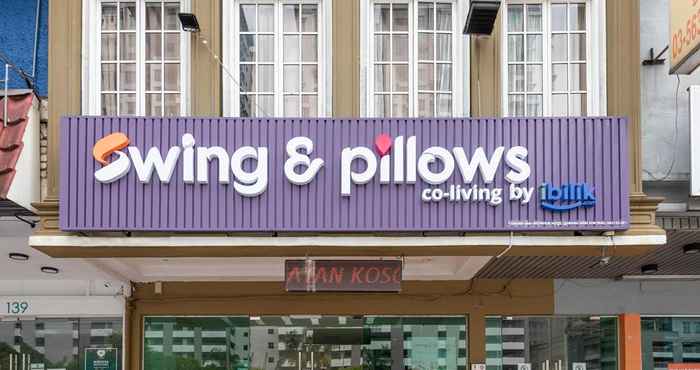 Exterior Swing & Pillows @ Subang SS15