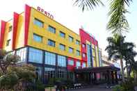 Lobi M-One Hotel Sentul