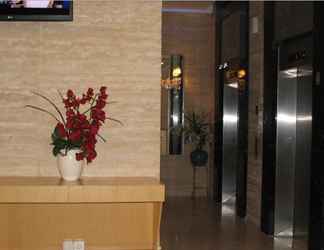 Lobby 2 favehotel Tanah Abang - Cideng