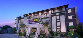 Exterior 2 Quest San Hotel Denpasar by ASTON