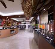 Restaurant 5 Quest San Hotel Denpasar by ASTON