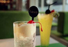 Bar, Cafe and Lounge 6 favehotel Padjadjaran Bogor