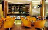 Bar, Kafe dan Lounge 4 favehotel Kusumanegara