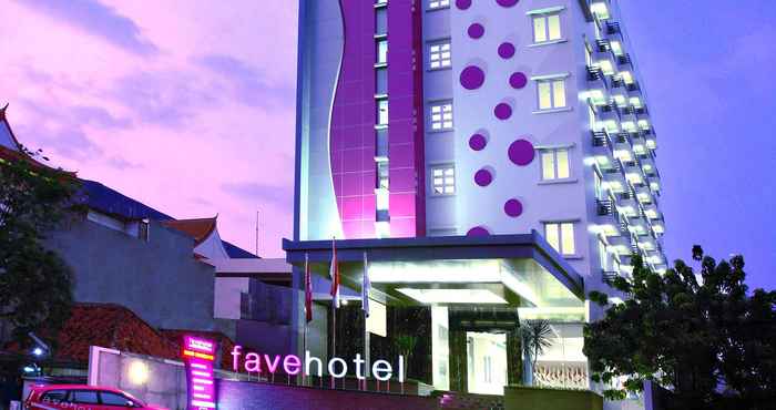 Luar Bangunan favehotel Zainul Arifin (Gajah Mada)