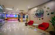 Sảnh chờ 3 favehotel Kelapa Gading Jakarta