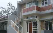 Exterior 2 Villa Puncak Garuda D6