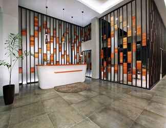 Lobby 2 Harper Purwakarta by ASTON