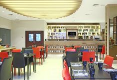 Restaurant 7 Hotel Neo Cirebon by ASTON