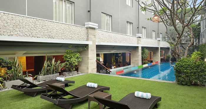 Hồ bơi Primera Hotel Seminyak