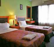 Bedroom 6 LEO Palace Hotel