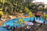 Swimming Pool Virgo Batik Resort 