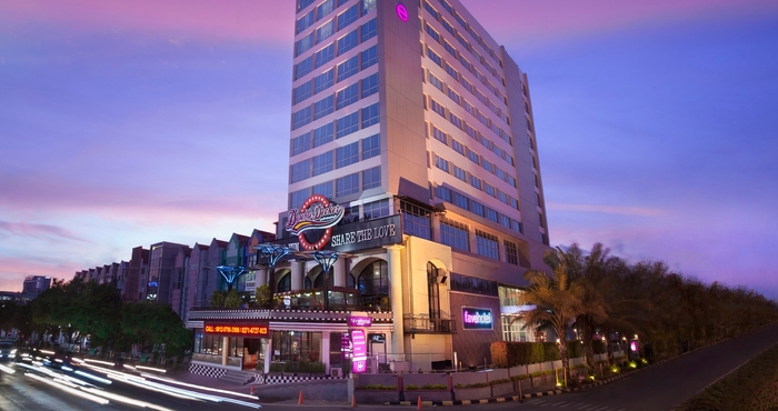 Exterior favehotel Solo Baru