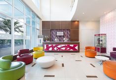 Lobby 6 favehotel Solo Baru