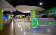 Bar, Kafe, dan Lounge 6 favehotel PGC Cililitan