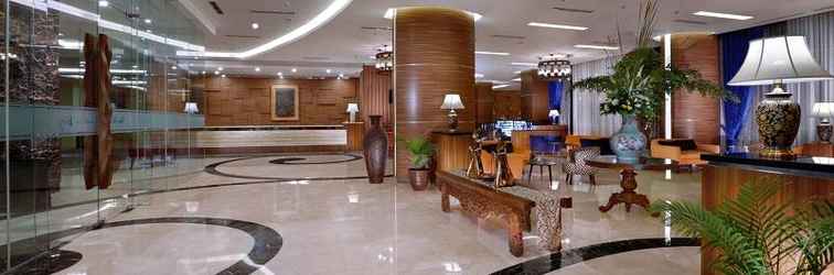 Lobby The Alana Yogyakarta Hotel & Convention Center