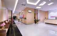 Lobby 2 favehotel Simpang Lima - Semarang