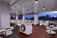 Bar, Cafe and Lounge Hotel Neo Malioboro by ASTON