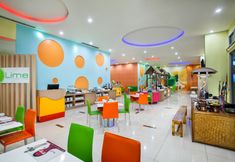 Restaurant 6 favehotel Manahan - Solo
