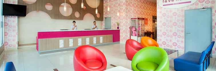 Lobby favehotel Manahan - Solo