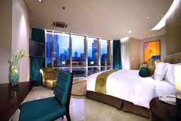 The Grove Suites by GRAND ASTON, Rp 1.515.481