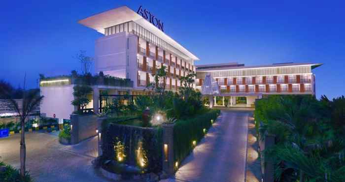 Bên ngoài ASTON Bojonegoro City Hotel