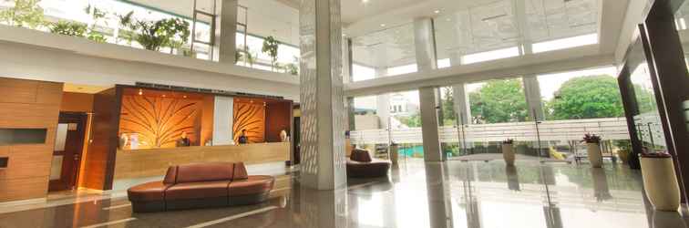 Lobby Hotel Gren Alia Jakarta