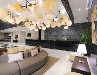 Lobby 2 ASTON Priority Simatupang & Conference Center