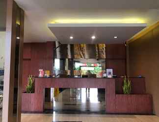 Lobby 2 Votel Kartika Abadi Hotel Madiun