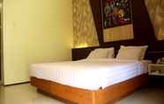 BEDROOM Votel Kartika Abadi Hotel Madiun