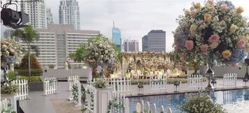 Swimming Pool 3 Royal Kuningan Hotel
