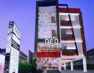 Exterior 2 Hotel Neo Gubeng - Surabaya by ASTON