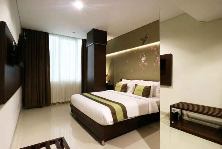 BEDROOM Ramedo Hotel Makassar
