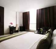 Bedroom 2 Ramedo Hotel Makassar