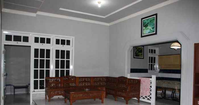 Lobby Sabrang Raya Homestay