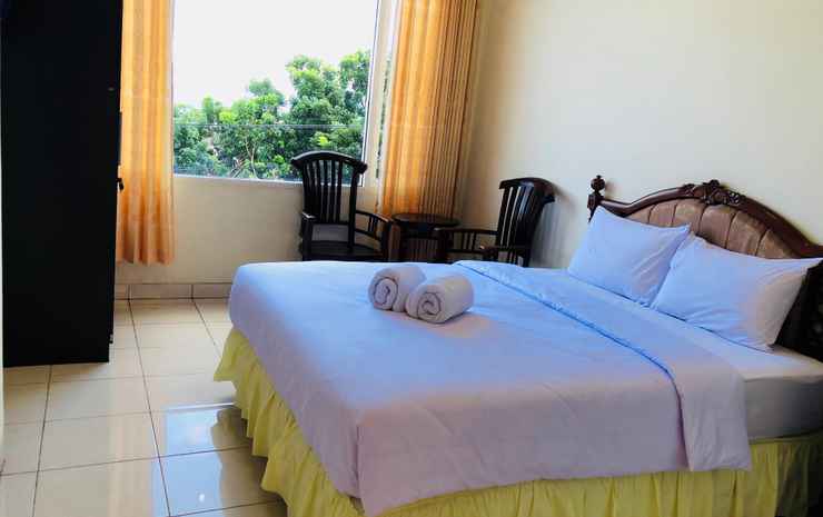 Dragon Palace Hotel Ternate - Deluxe Double - Room Only