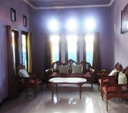 Lobby 2 Kurnia Syariah Homestay