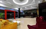 Lobi 2 Quest Hotel Balikpapan by ASTON