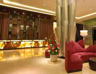 Lobby 2 ASTON Jambi Hotel & Conference Center